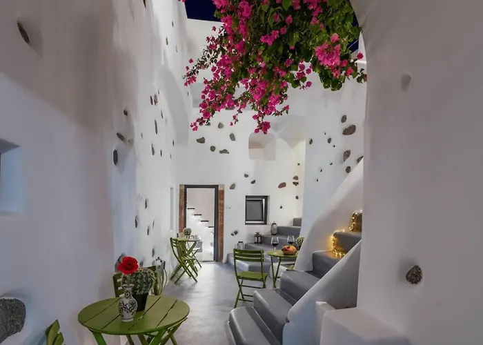 Сasa de vacaciones Ira Sea View Couple With Rooftop Jacuzzi