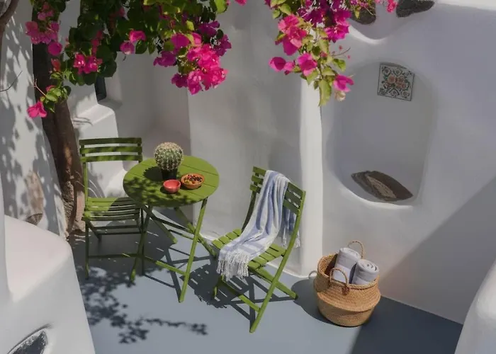 Сasa de vacaciones Ira Sea View Couple With Rooftop Jacuzzi *