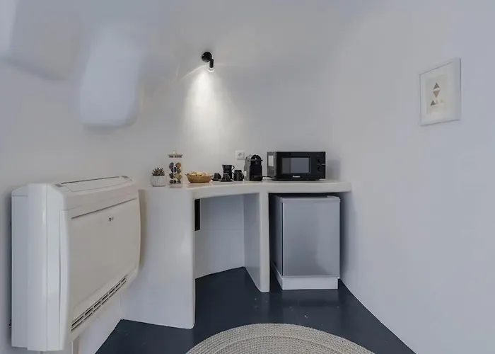 Ira Sea View Couple With Rooftop Jacuzzi Сasa de vacaciones Fira (Santorini)