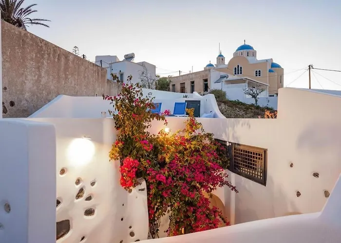 Сasa de vacaciones Ira Sea View Couple With Rooftop Jacuzzi Fira (Santorini)